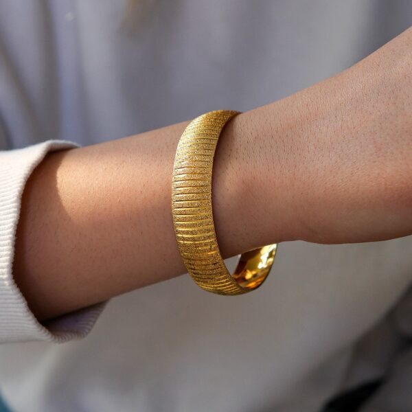 İmitasyon Bilezik Altın Kaplama 1.5 CM Düz Çizgili BLZ-1277