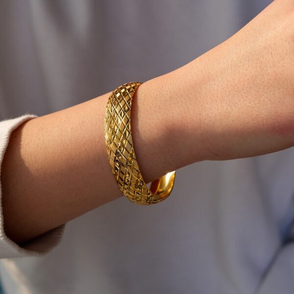 Altın Kaplama İmitasyon Bilezik 1.5 CM Baklava Desen BLZ-3010