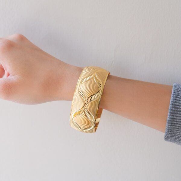 Altın Kaplama İmitasyon Bilezik Dalgalı Model 3 cm - BLZ-3084