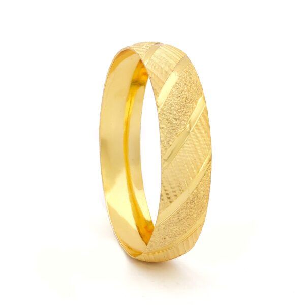 İmitasyon Bilezik Altın Kaplama 1.5 CM Yan Çizgili Model BLZ-3085