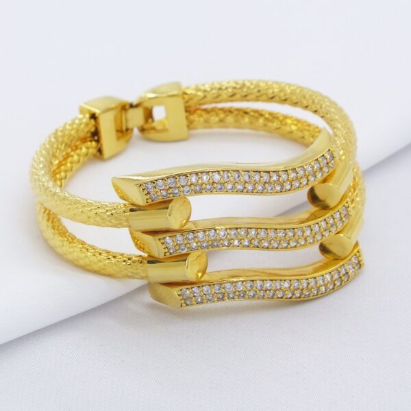 BZ Altın Kaplama Kaburga Kelepçe 3 Sıra Taşlı Çelik Kelepçe KB-103