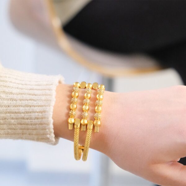 BZ Dorika Toplu Zirkon Taşlı İmitasyon Kaburga Kelepçe BLZ-542