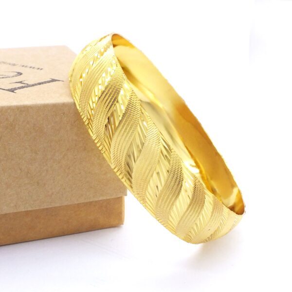 İmitasyon Bilezik Altın Kaplama Dalgalı Model 1.5 cm BLZ-3077