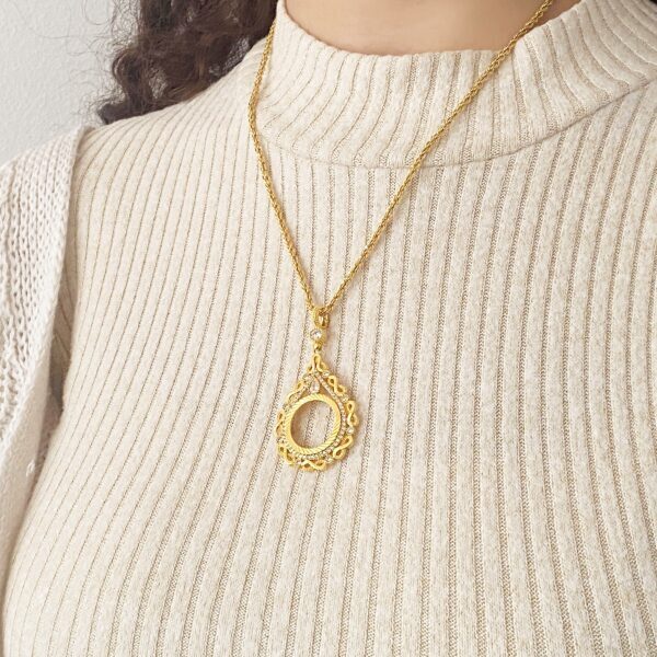 Alternative view of Çeryek Altın Çerçevesi Kolye Ucu Altın Kaplama İşlemeli TGR-358