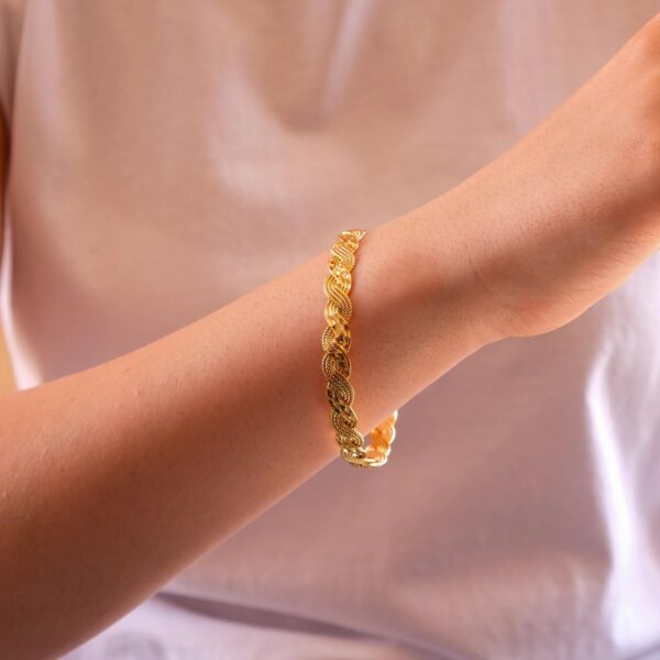 Alternative view of Altın Kaplama Lazerli Örgü Model İmitasyon Bilezik BLZ-3100