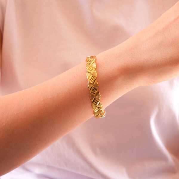 Alternative view of Altın Kaplama Lazerli Örgü Model 1.2 cm İmitasyon Bilezik BLZ-3097