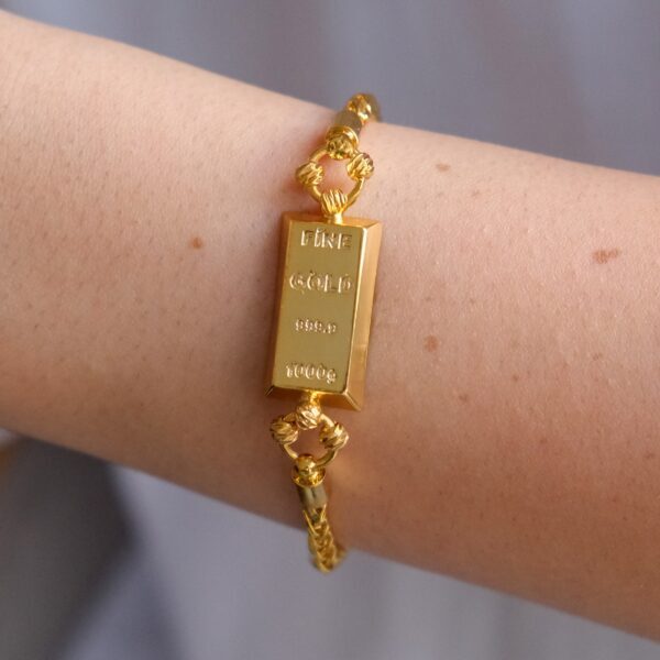 Alternative view of İmitasyon Altın Kaplama Örgü Desenli Külçe Bileklik BLK-1154