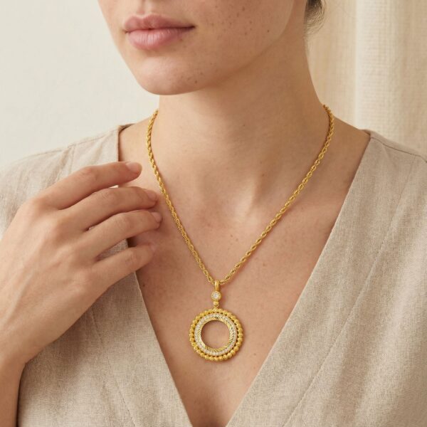 Alternative view of Yarın Altın Çerçeveli Kolye Ucu Altın Kaplama İşlemeli TGR-366