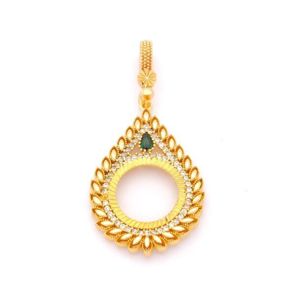 Yarım Altın Çerçeveli Kolye Ucu Altın Kaplama İşlemeli TGR-655