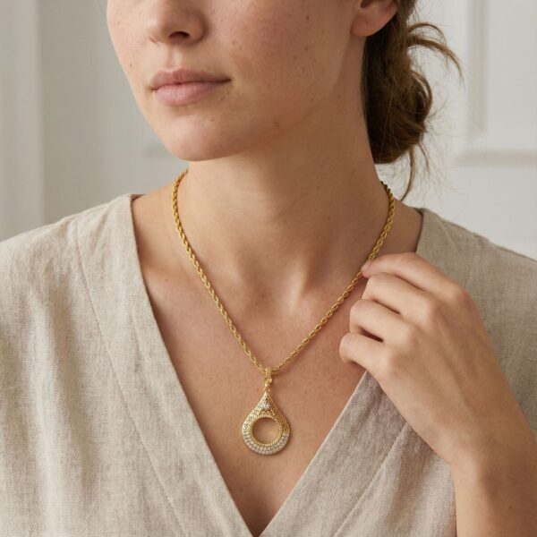 Alternative view of Çeyrek Altın Çerçeveli Kolye Ucu Altın Kaplama TGR-704