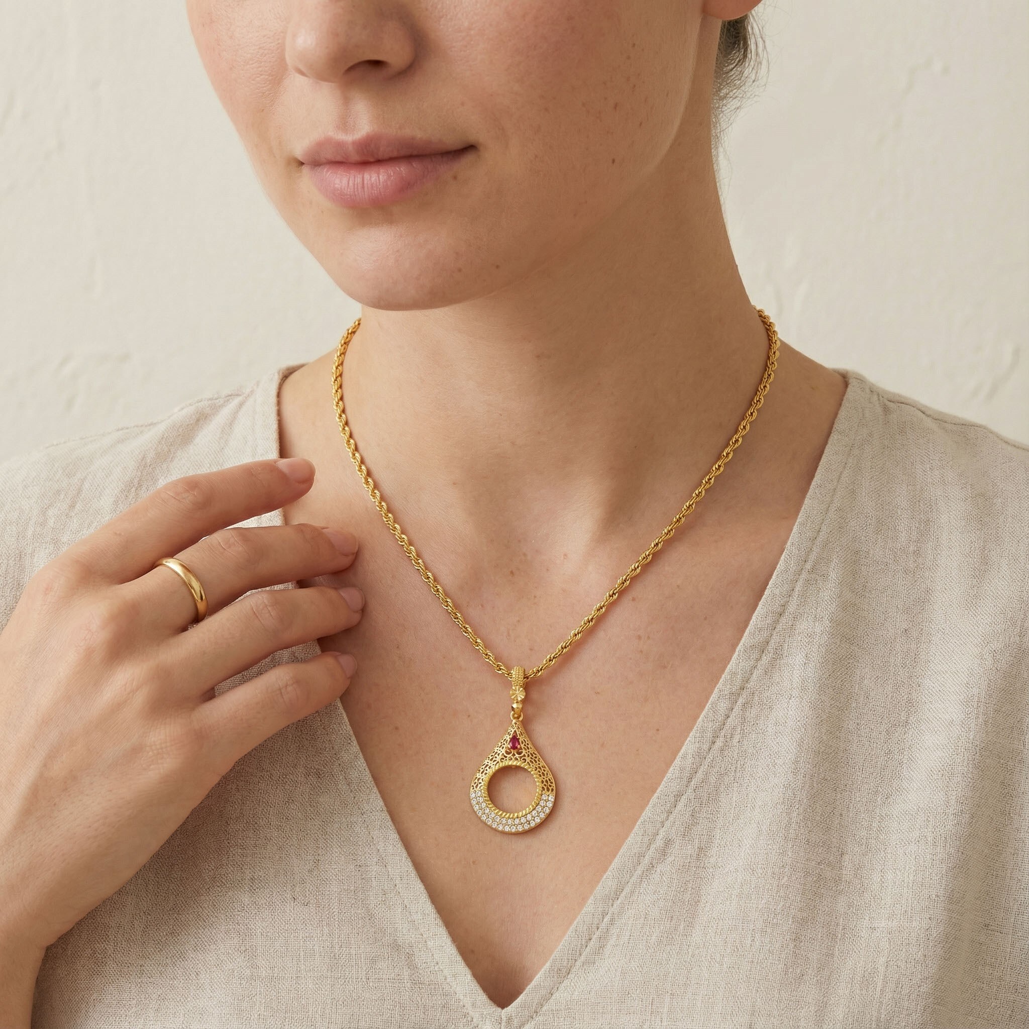 Çeyrek Altın Çerçeveli Kolye Ucu Altın Kaplama TGR-695 - Görsel 2