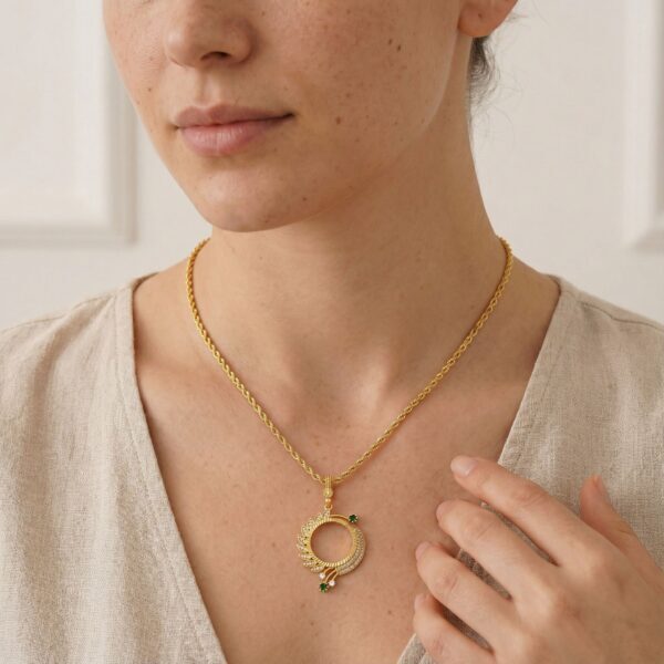 Alternative view of Yarım Altın Çerçeveli Kolye Ucu Altın Kaplama-TGR-605