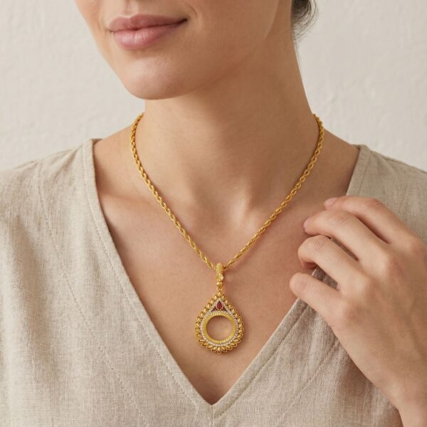 Alternative view of Çeyrek Altın Çerçeveli Kolye Ucu Altın Kaplama TGR-645