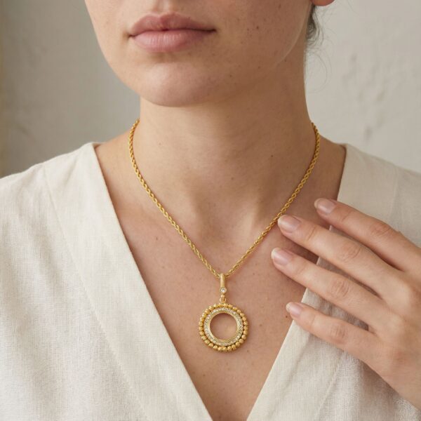 Alternative view of Çeyrek Altın Çerçeveli Kolye Ucu Altın Kaplama Taşlı TGR-357