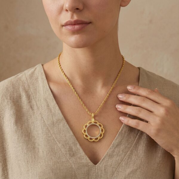 Alternative view of Yarım Altın Çerçeveli Kolye Ucu Altın Kaplama TGR-612