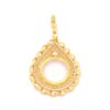 Yarım Altın Çerçeveli Kolye Ucu Altın Kaplama İşlemeli TGR-644