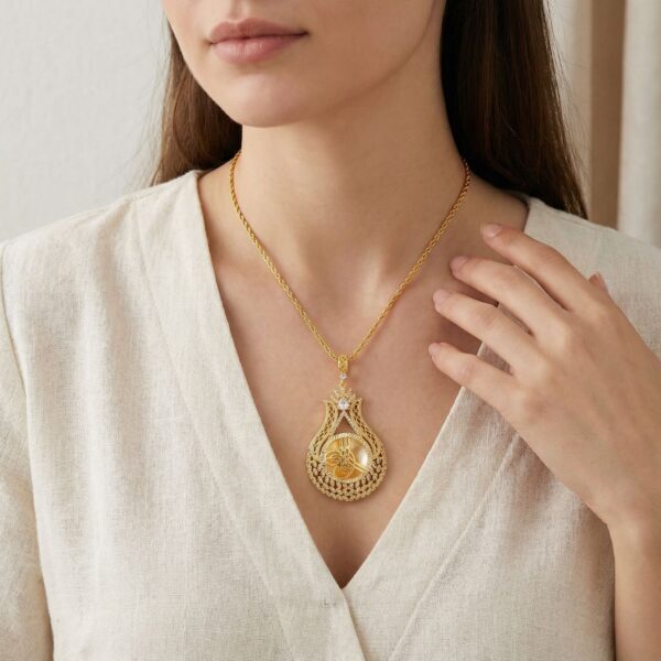 Alternative view of Altın Kaplama Zirkon Taşlı Lale Model Tuğralı Kolye Ucu TGR-756