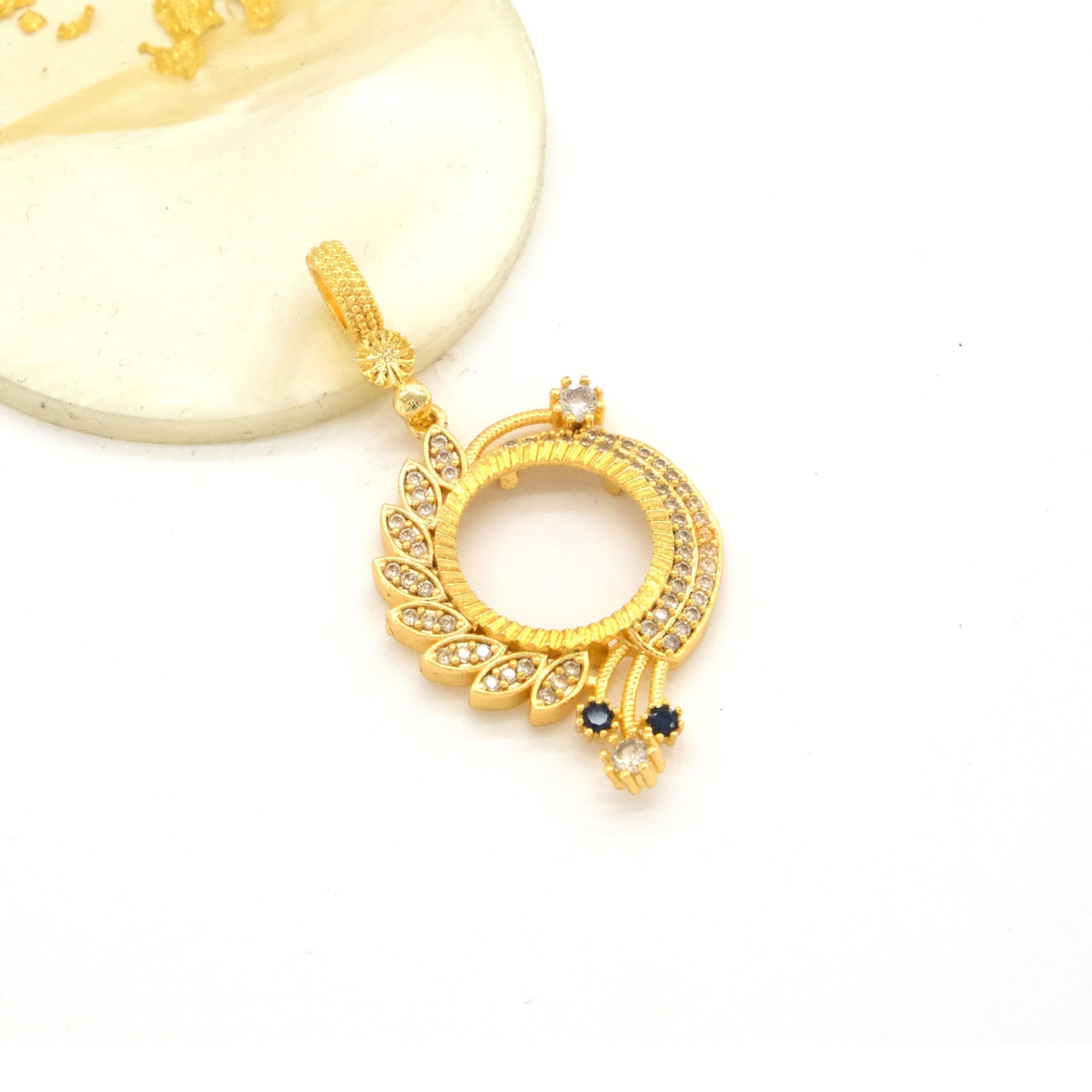 Çeyrek Altın Çerçeveli Kolye Ucu Altın Kaplama TGR-658 - Görsel 6