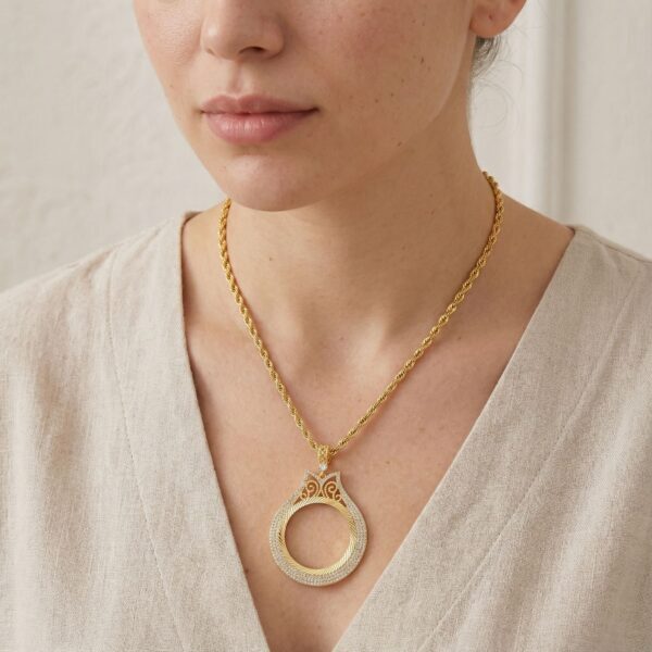 Alternative view of Altın Kaplama İmitasyon Lale Model Zirkon Taşlı Gramse Çerçeve Kolye Ucu TGR-735