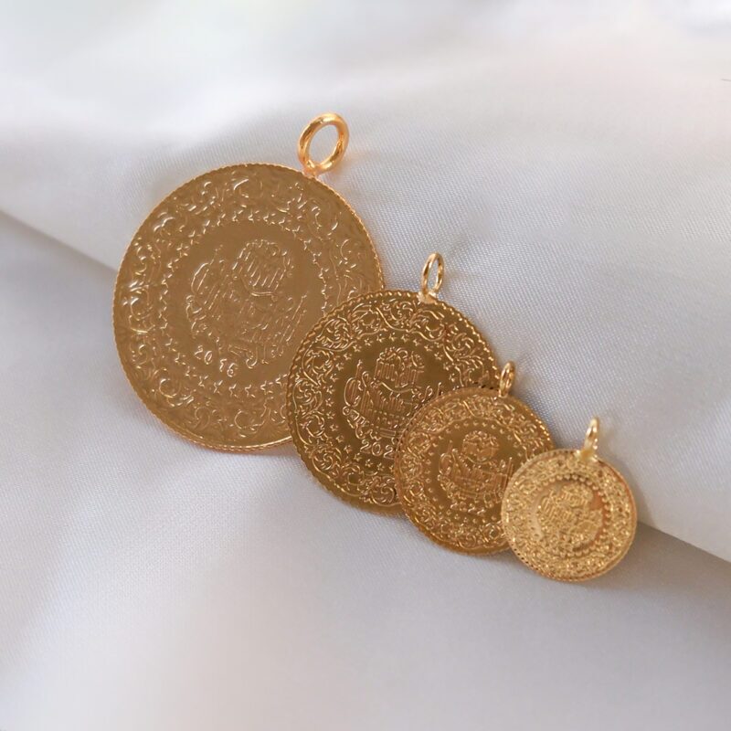 İmitasyon Altın: Zarif ve Uygun Fiyatlı Seçenekler